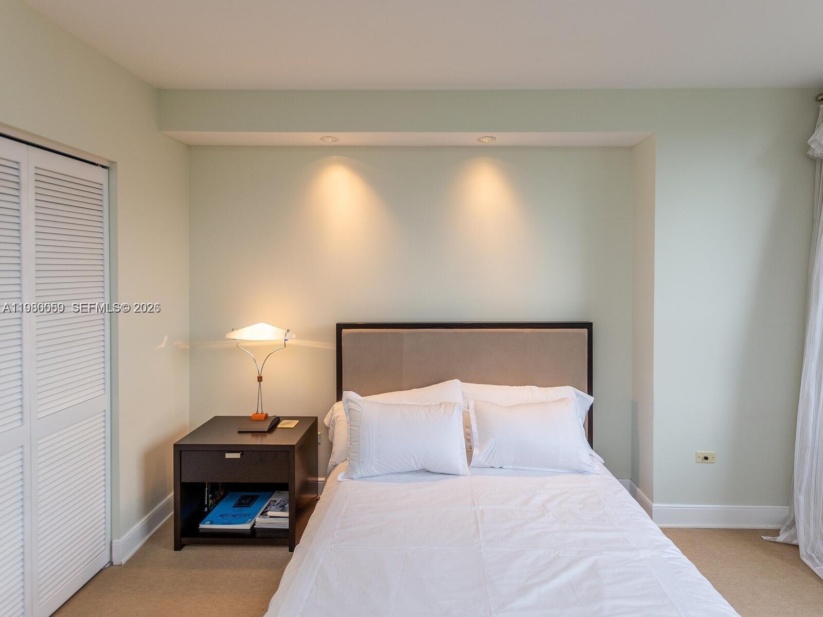 THREE TEQUESTA POINT COND - Residential