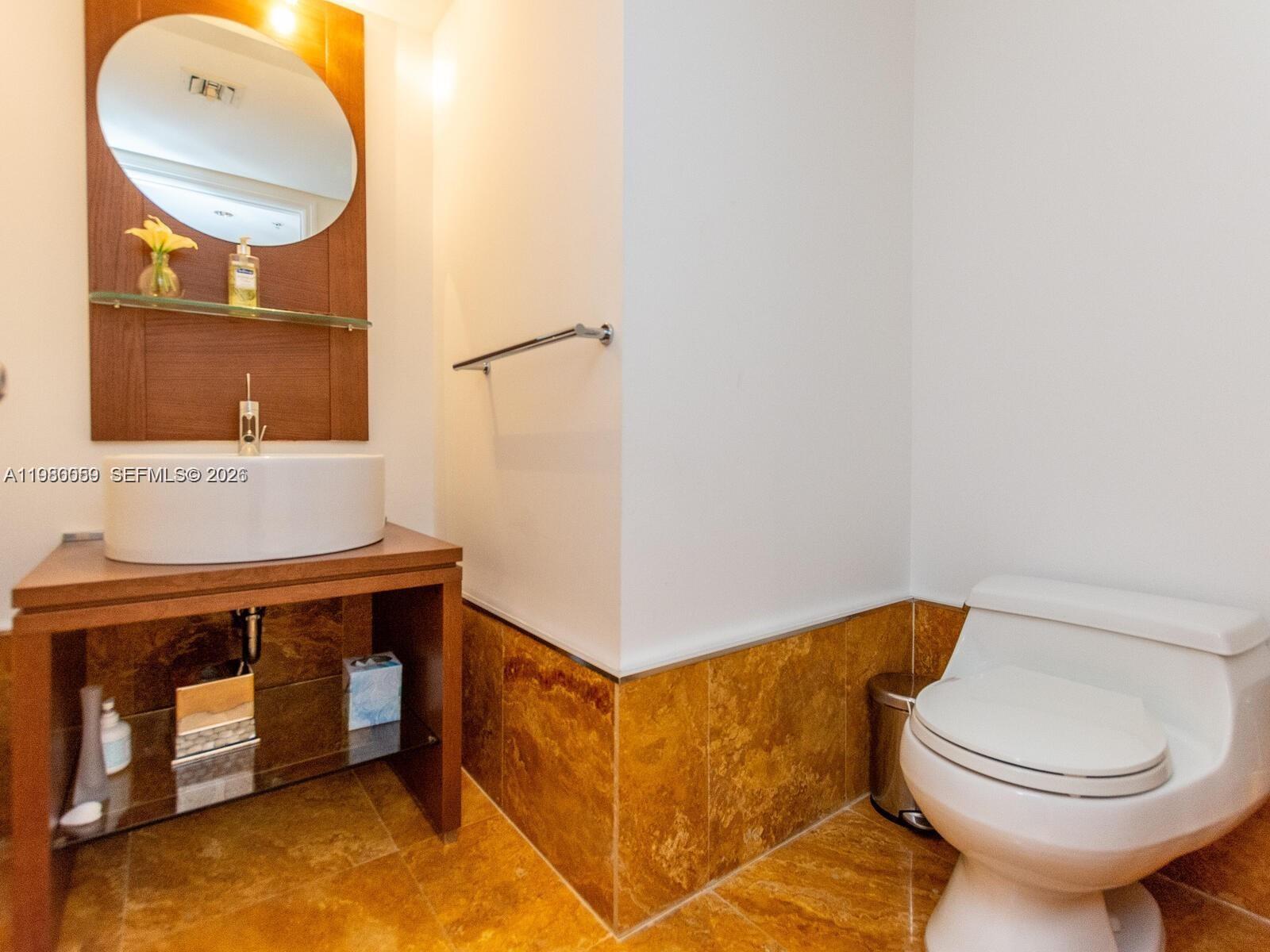 THREE TEQUESTA POINT COND - Residential