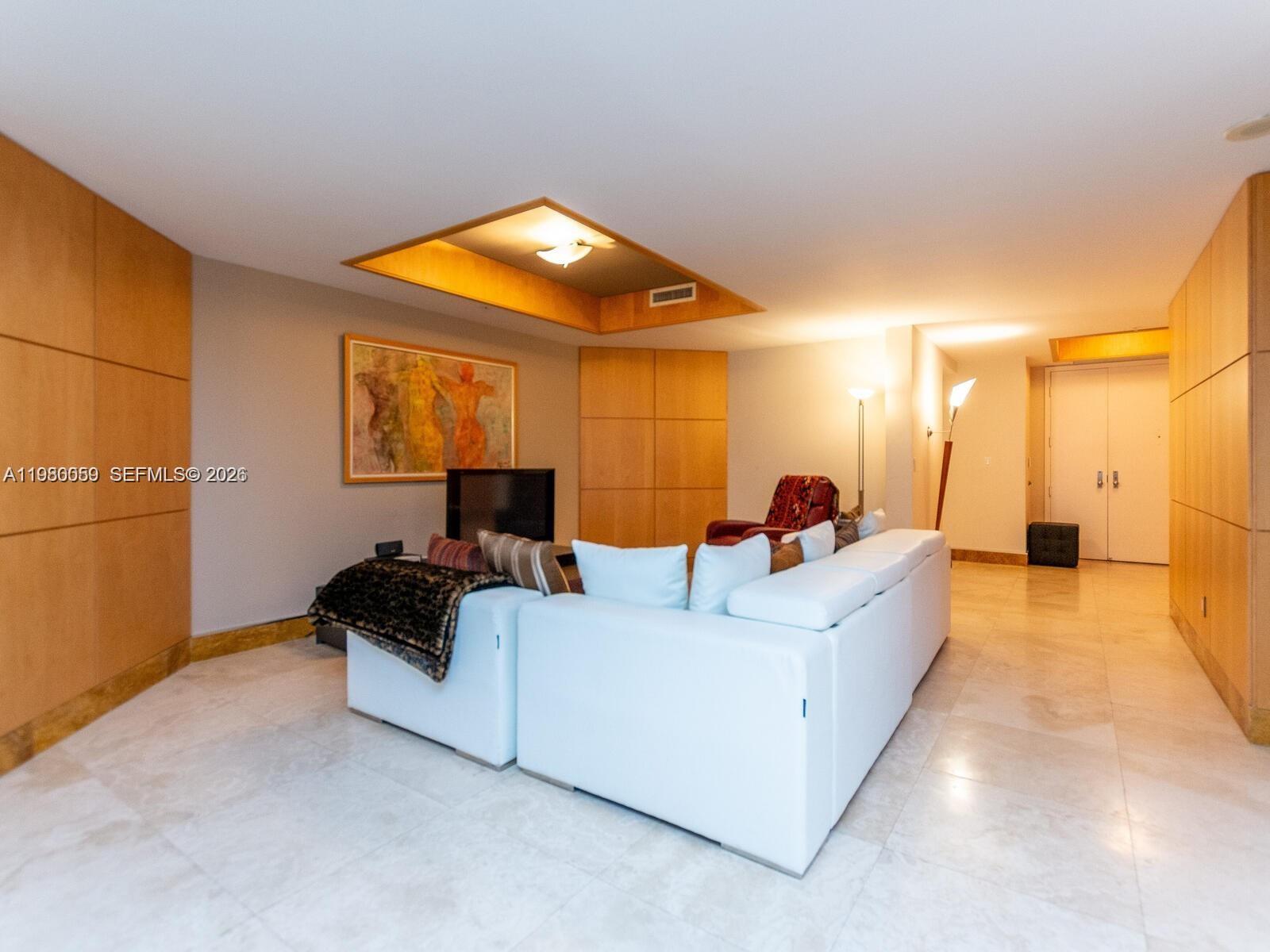 THREE TEQUESTA POINT COND - Residential