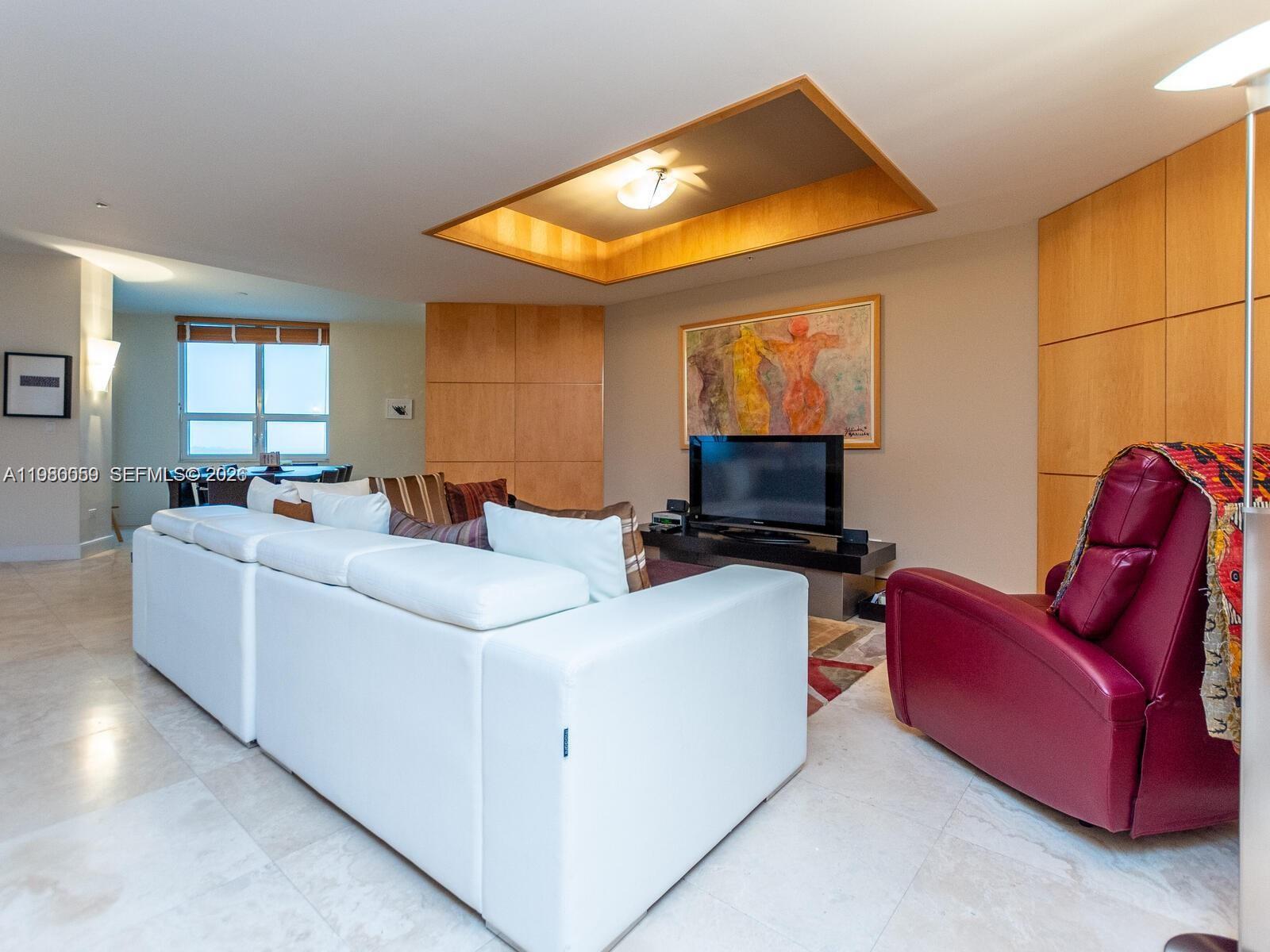 THREE TEQUESTA POINT COND - Residential