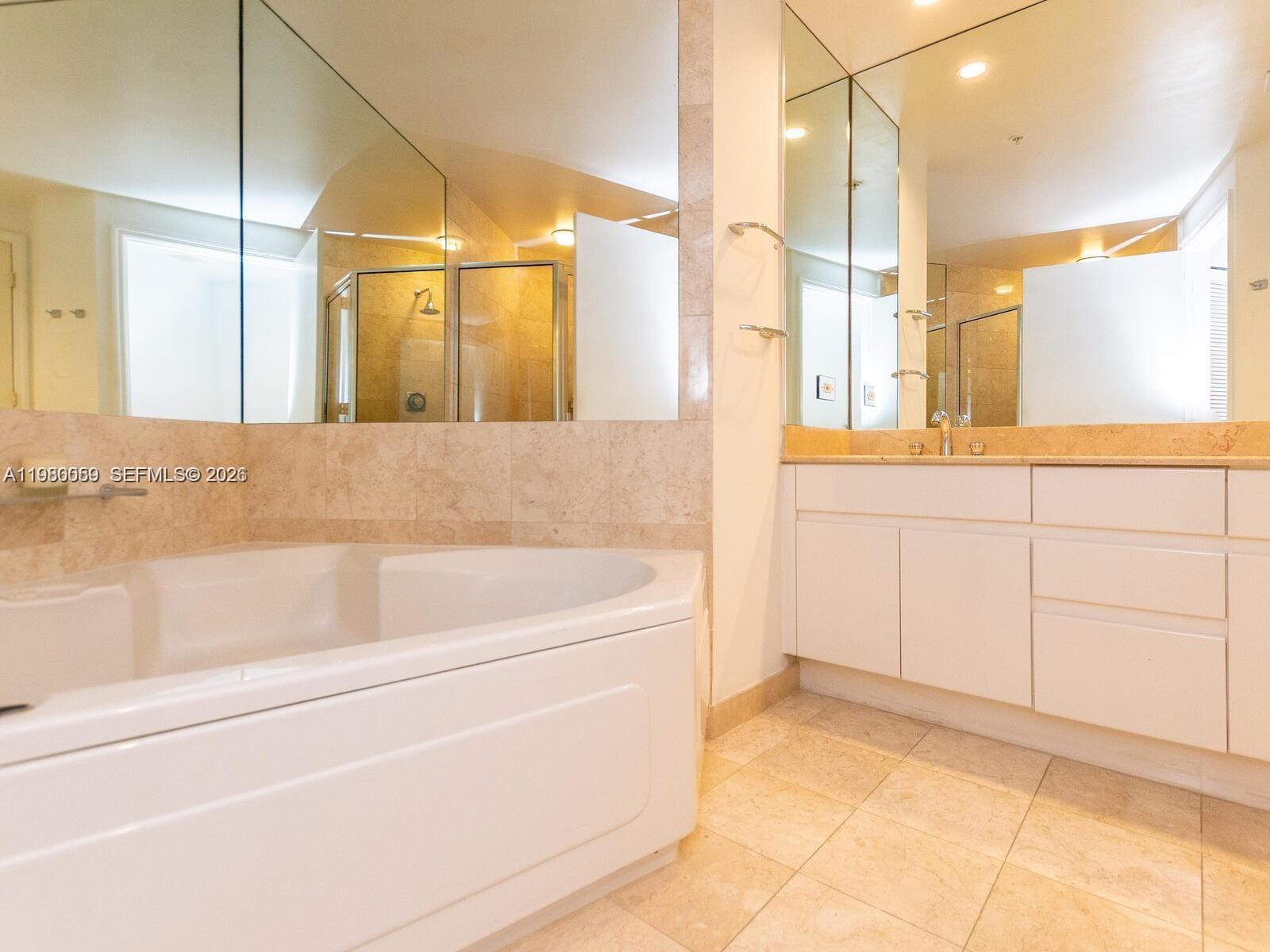 THREE TEQUESTA POINT COND - Residential