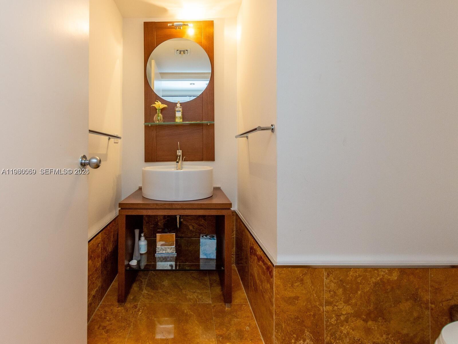 THREE TEQUESTA POINT COND - Residential