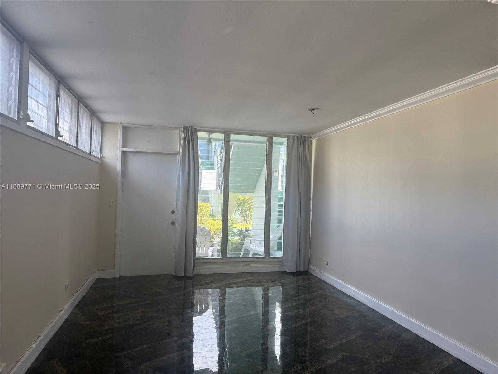 1060 CO-OP APTS INC - Residential Lease