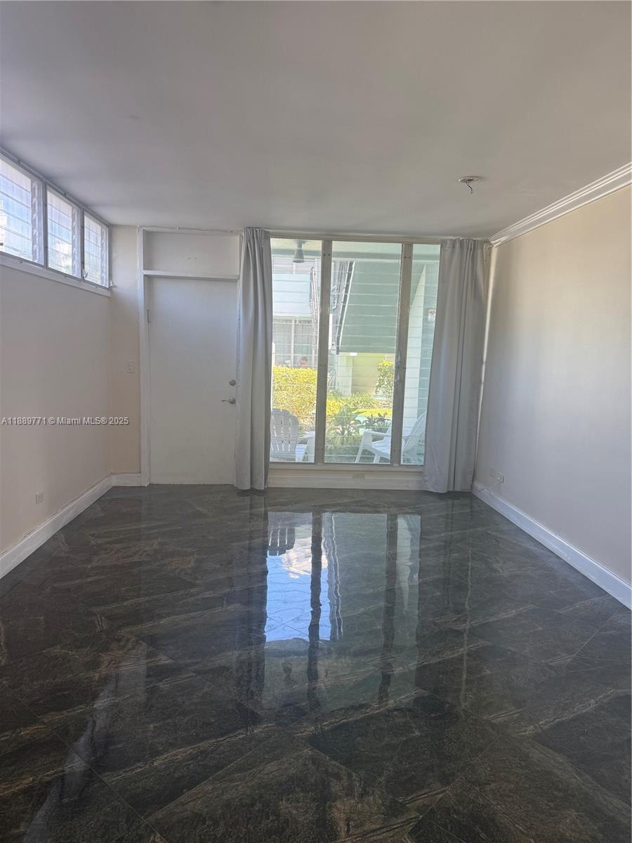 1060 CO-OP APTS INC - Residential Lease