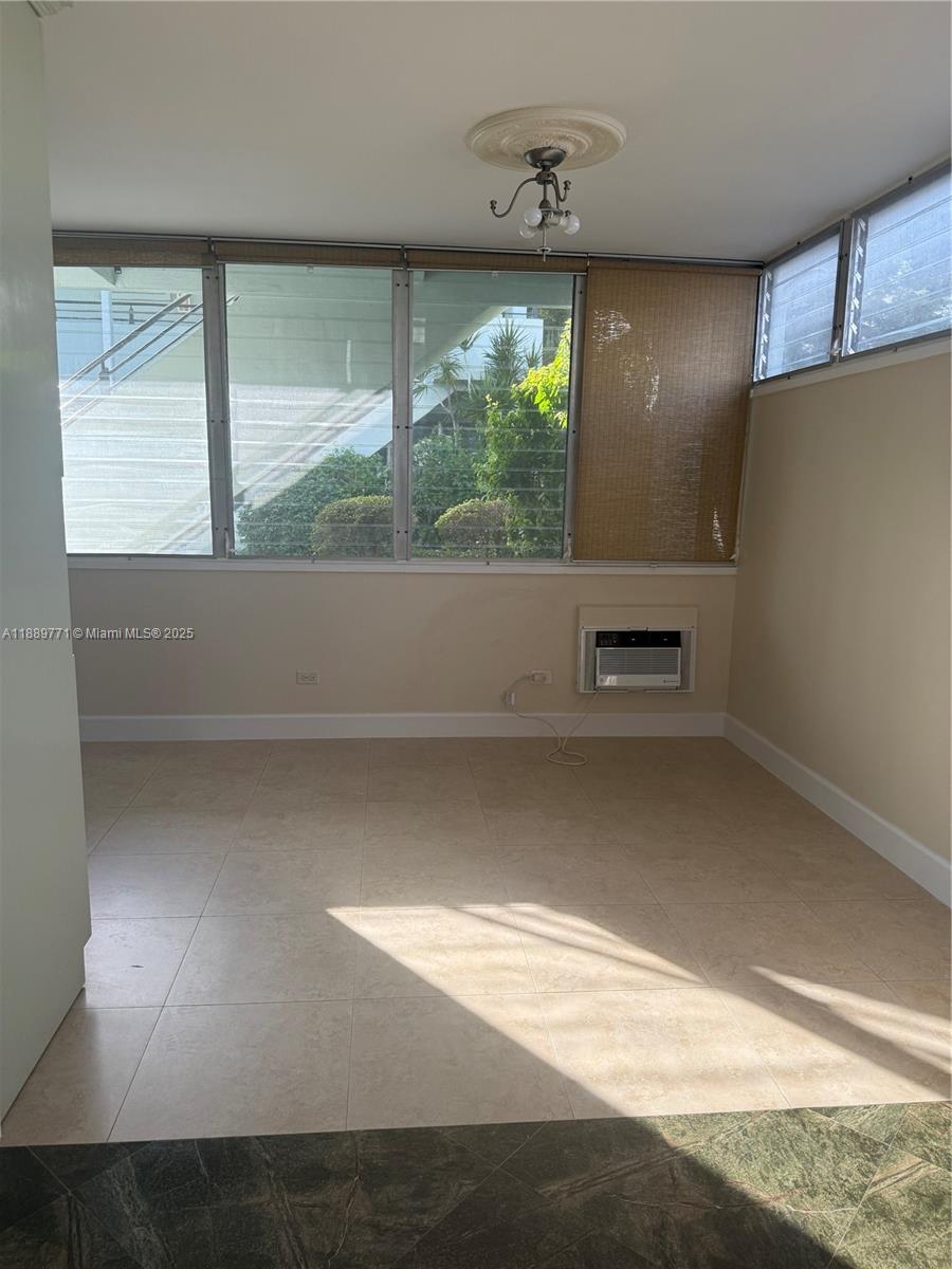 1060 CO-OP APTS INC - Residential Lease