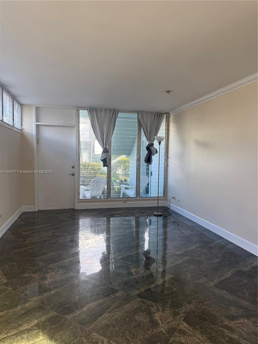 1060 CO-OP APTS INC - Residential Lease