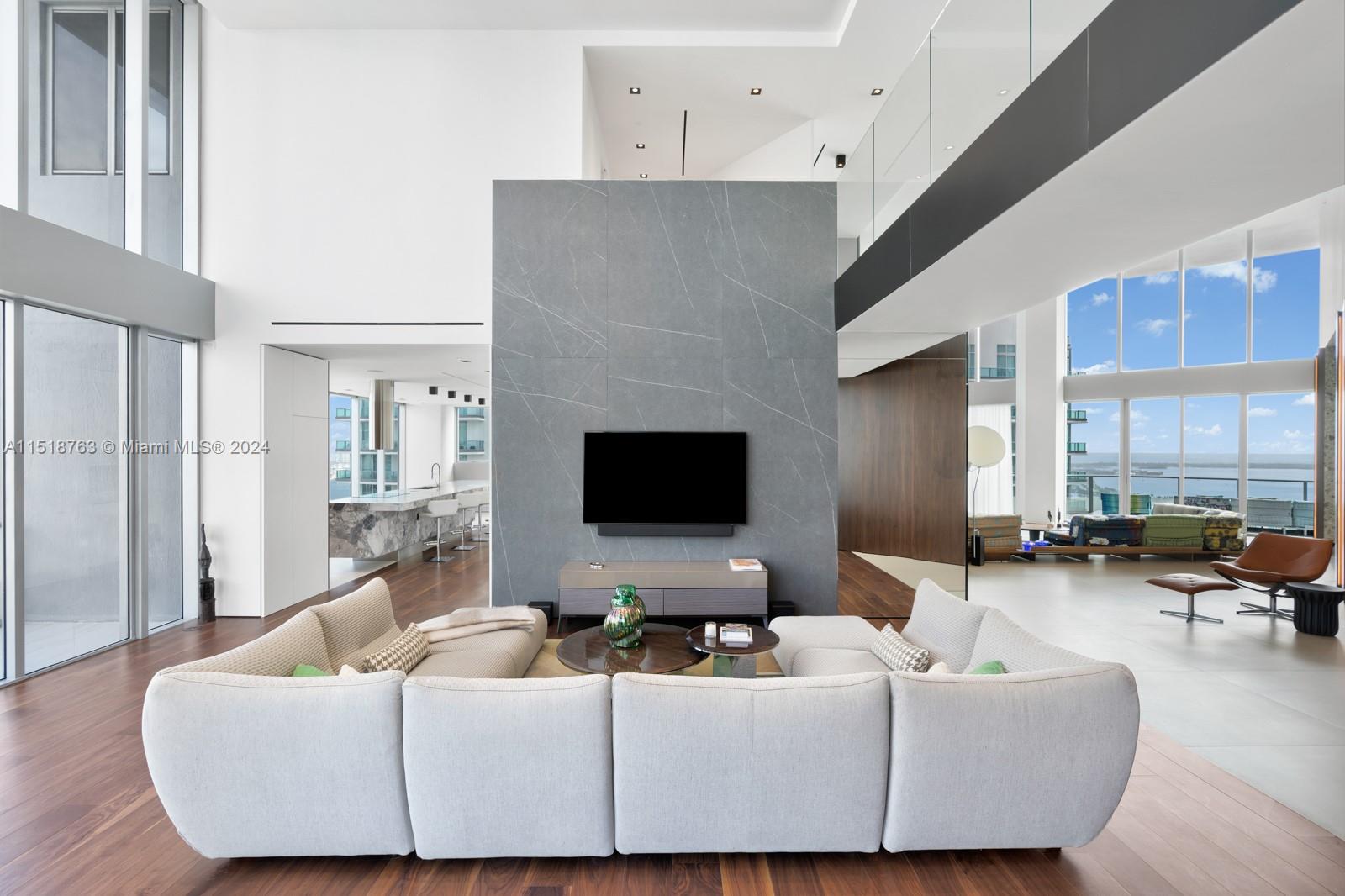 1300 Brickell Bay Dr 4401