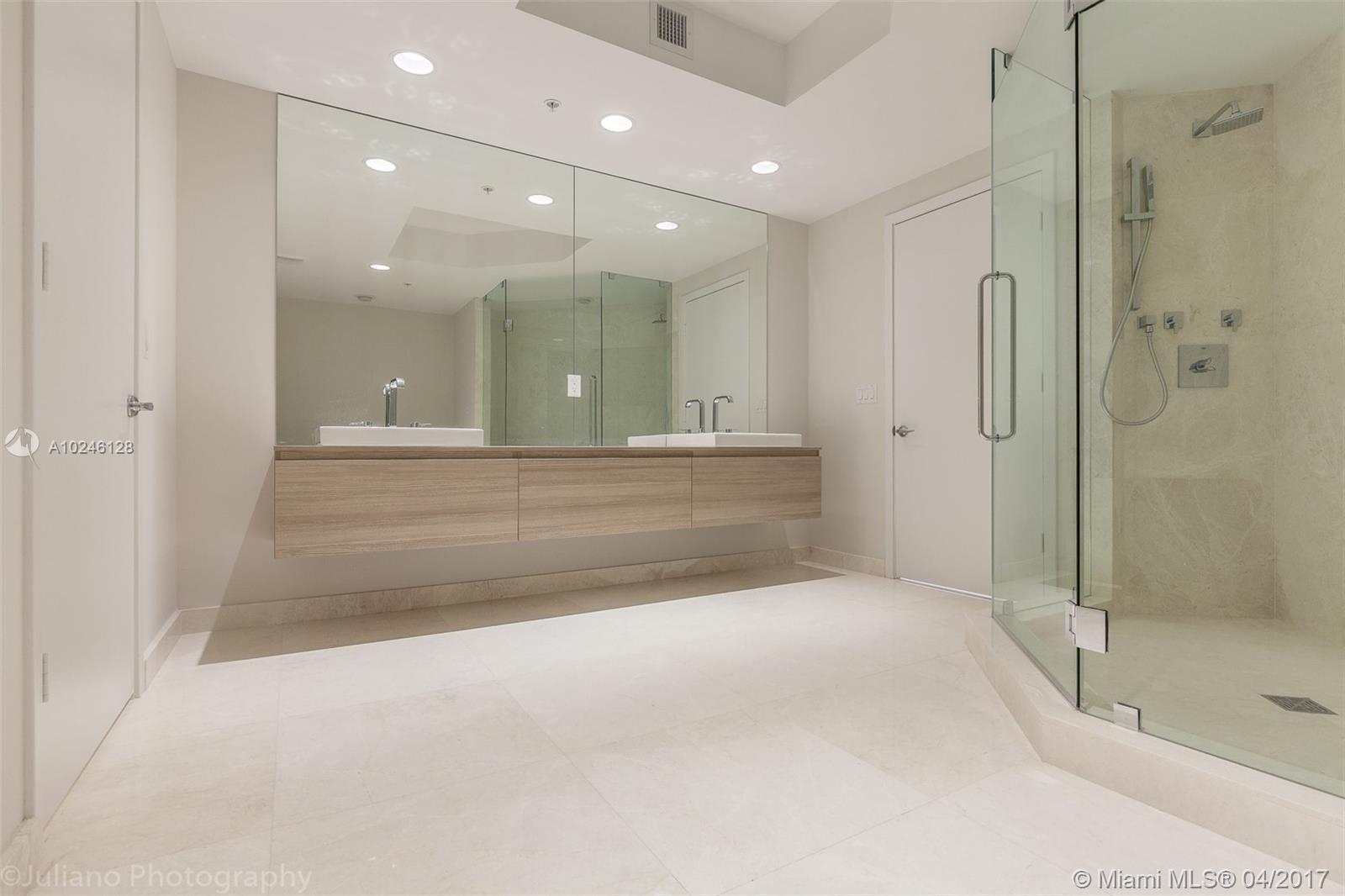 MARINA PALMS RESIDENCES N - Residential Lease