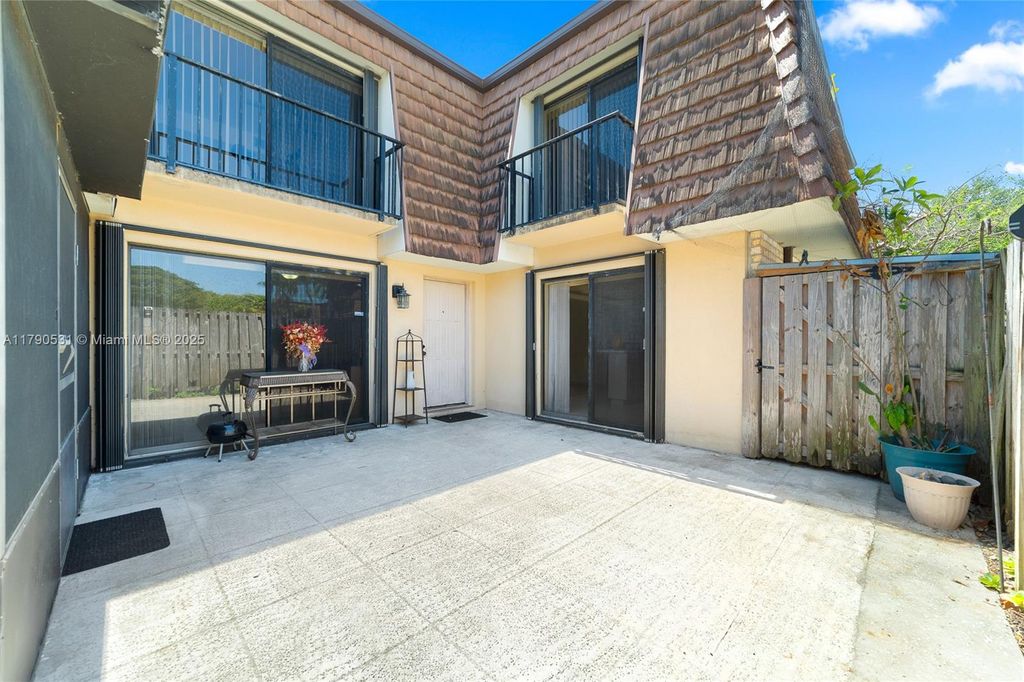 Photo of 720 7th Ln, Green Acres, FL 33463 (MLS # A11790531)