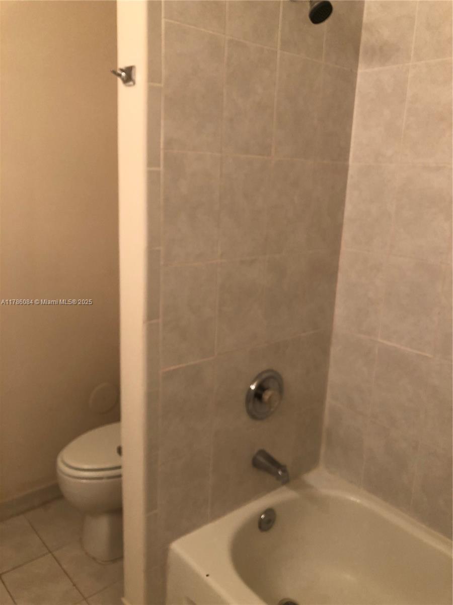 CARIBBEAN ISLES VILLAS CO - Residential