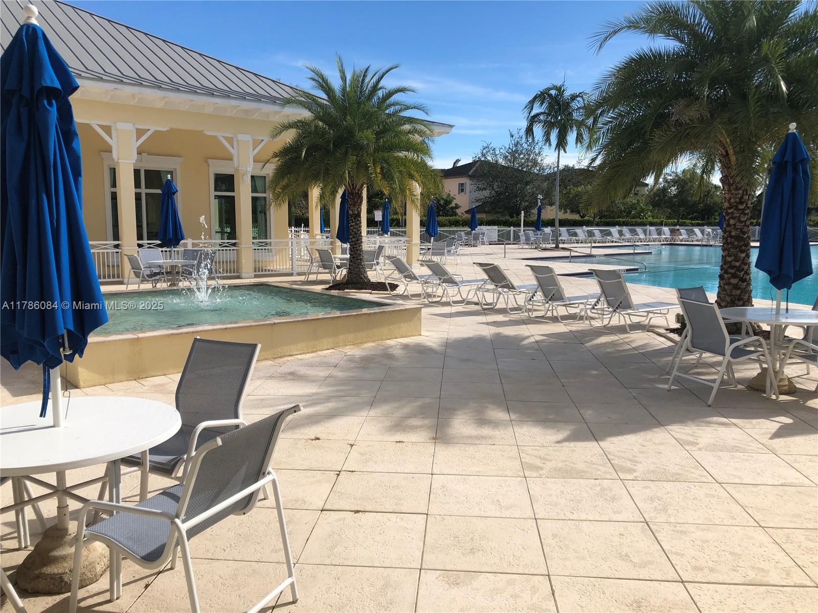 CARIBBEAN ISLES VILLAS CO - Residential