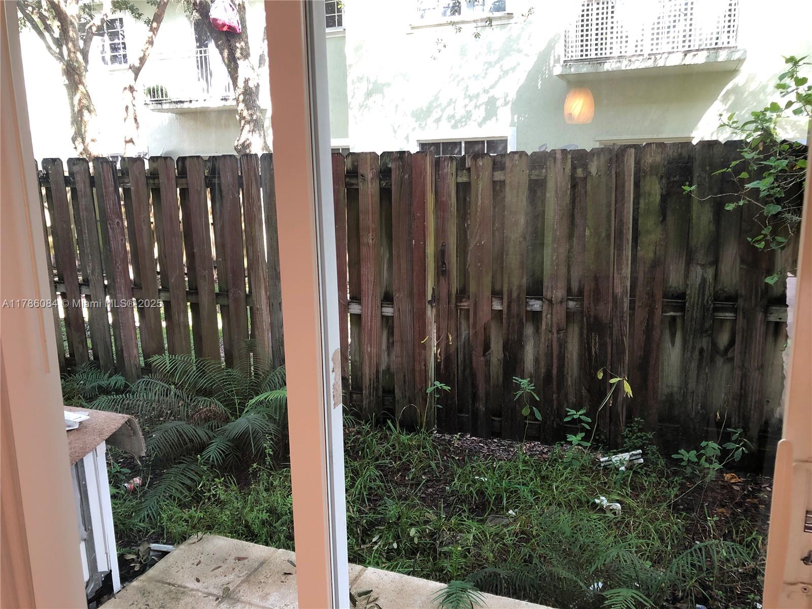 CARIBBEAN ISLES VILLAS CO - Residential