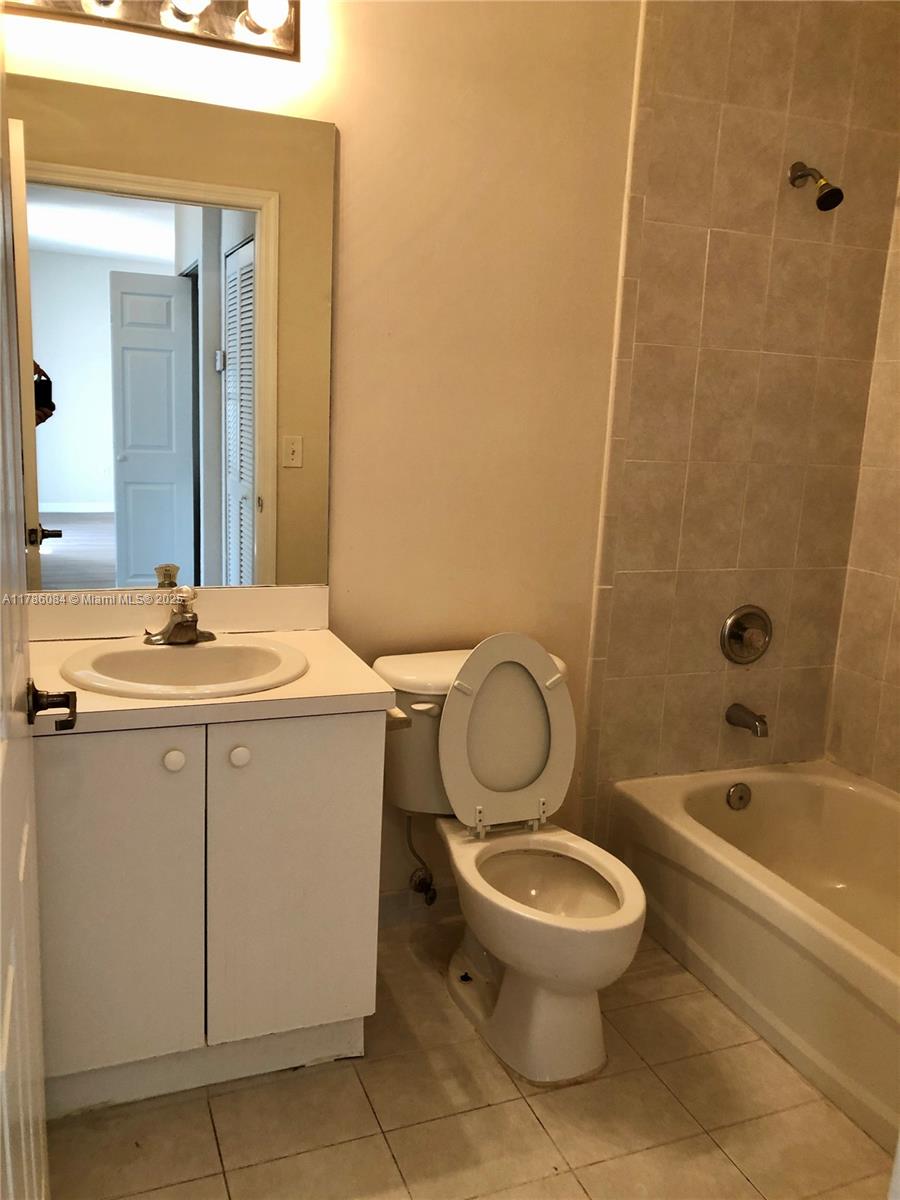 CARIBBEAN ISLES VILLAS CO - Residential