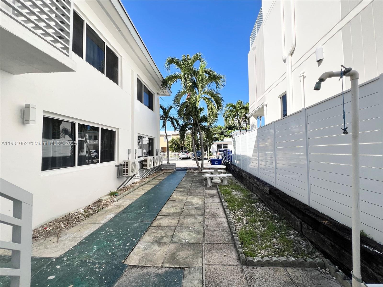 312 Elm St