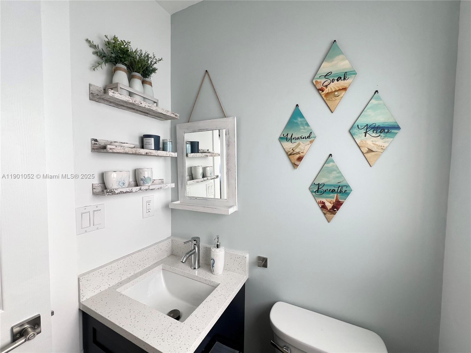 HOLLYWOOD CENTRAL BEACH - Residential Income