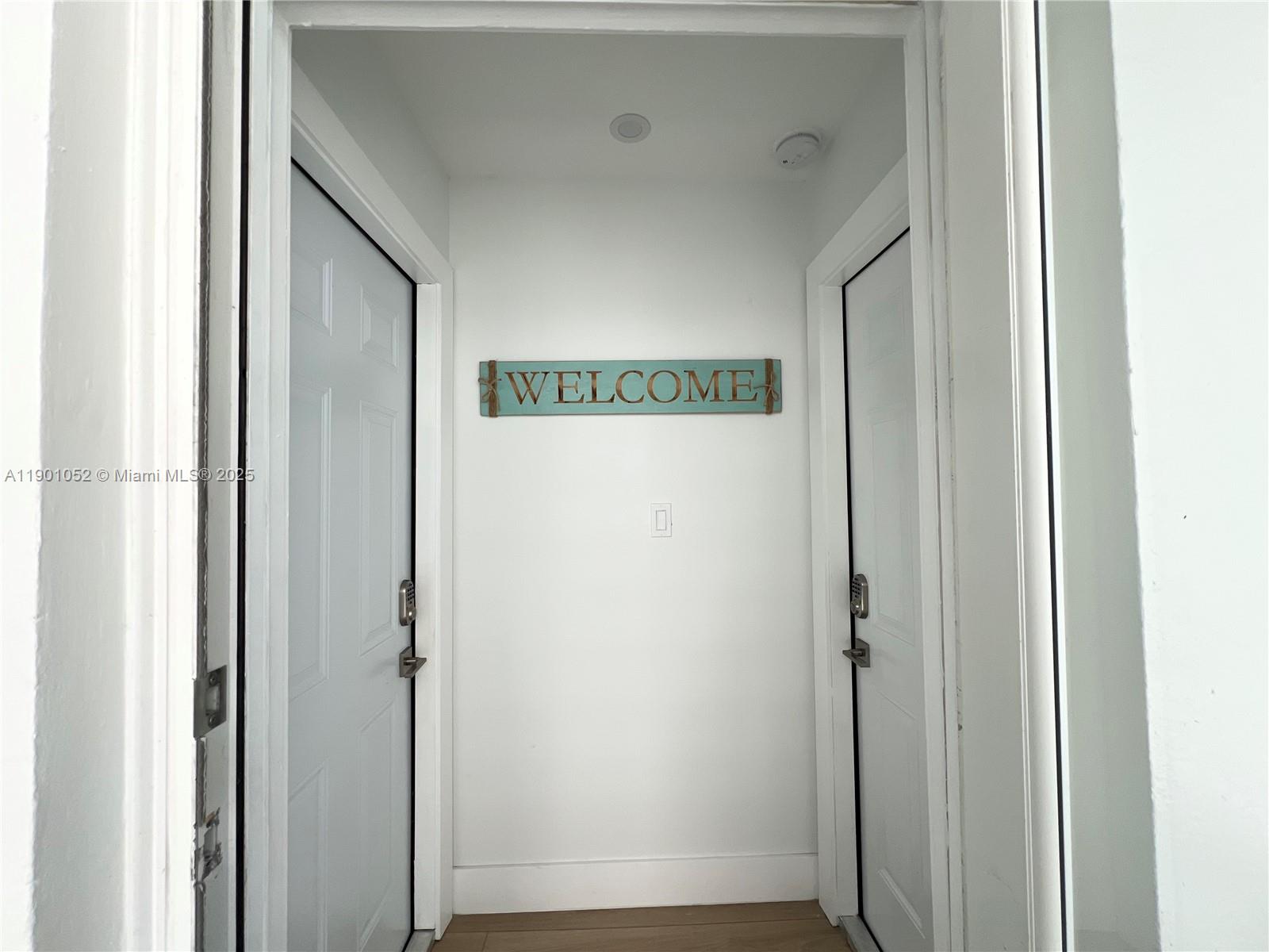 HOLLYWOOD CENTRAL BEACH - Residential Income