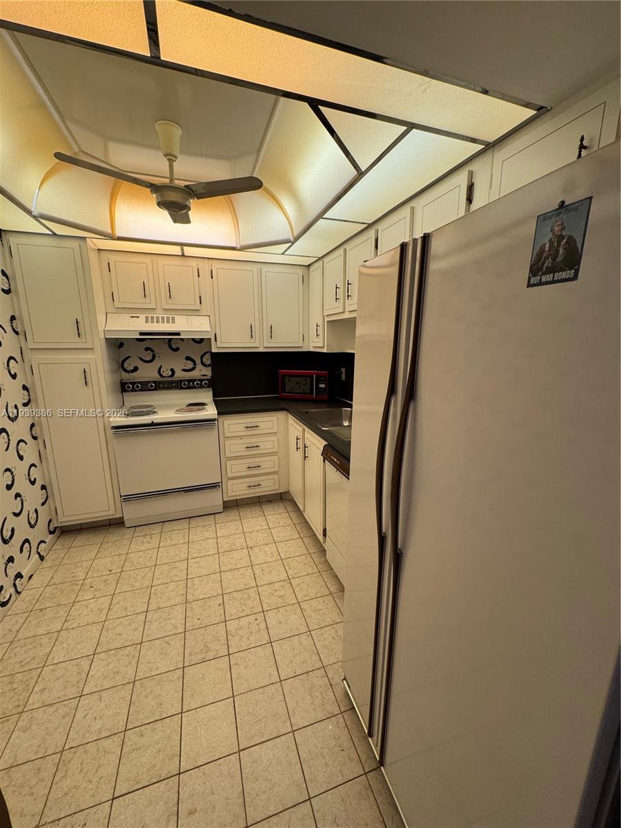 PARK PLACE CONDOMINIUM NO - Residential