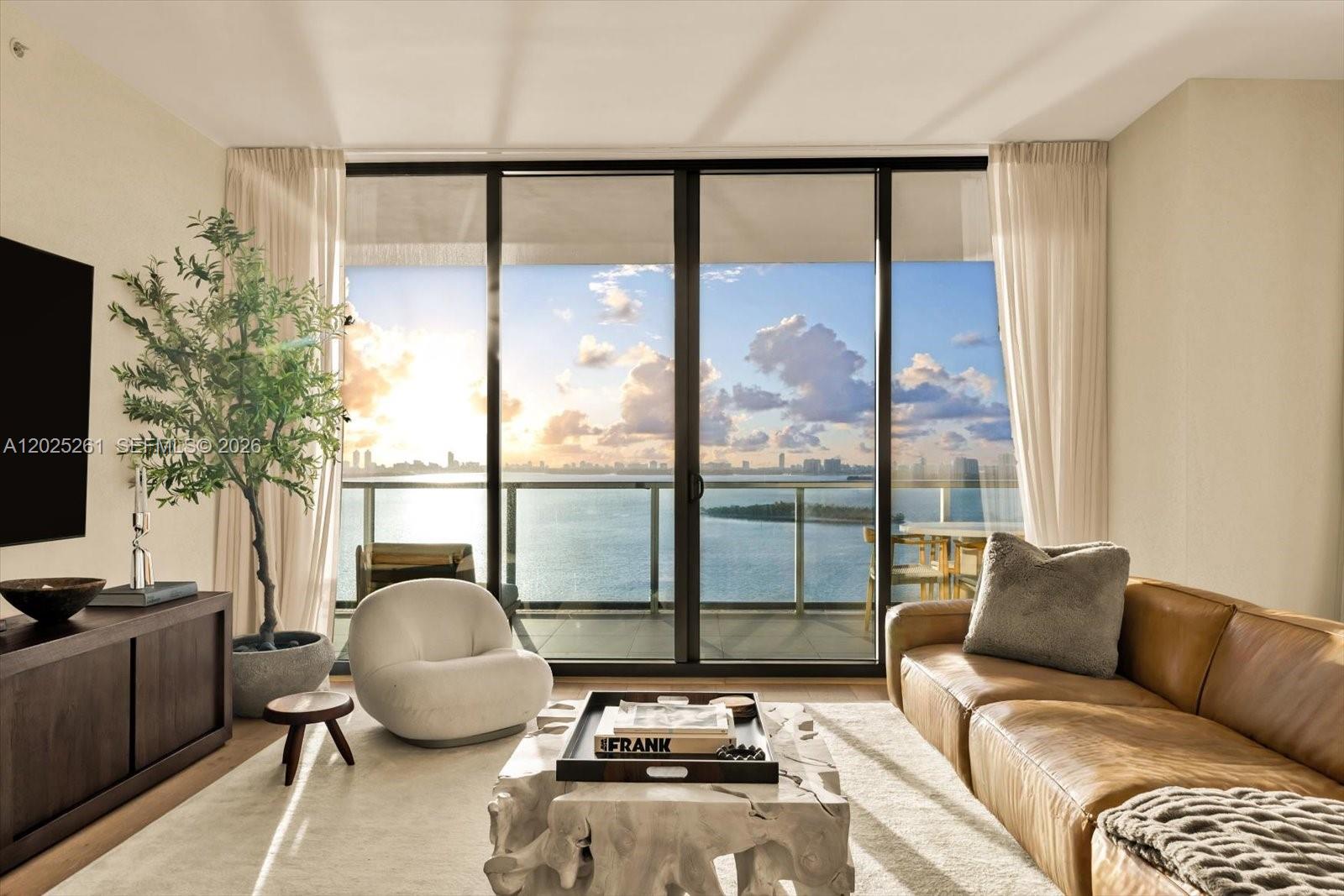 THE ELYSEE CONDO - Residential