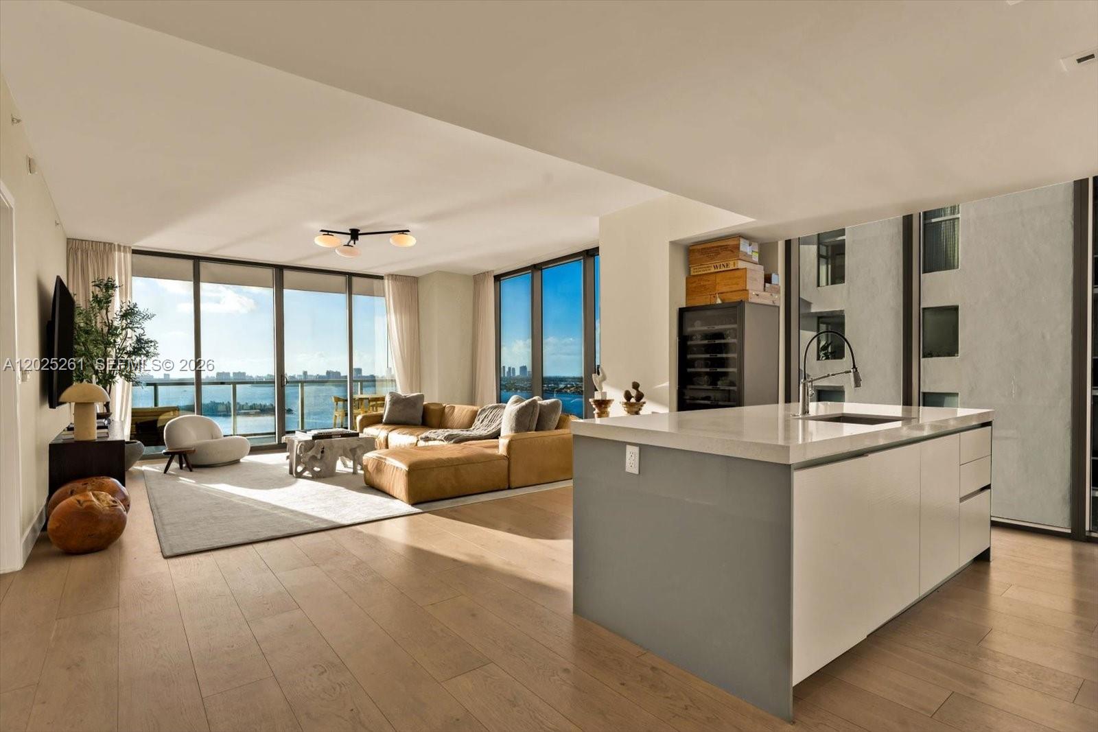 THE ELYSEE CONDO - Residential