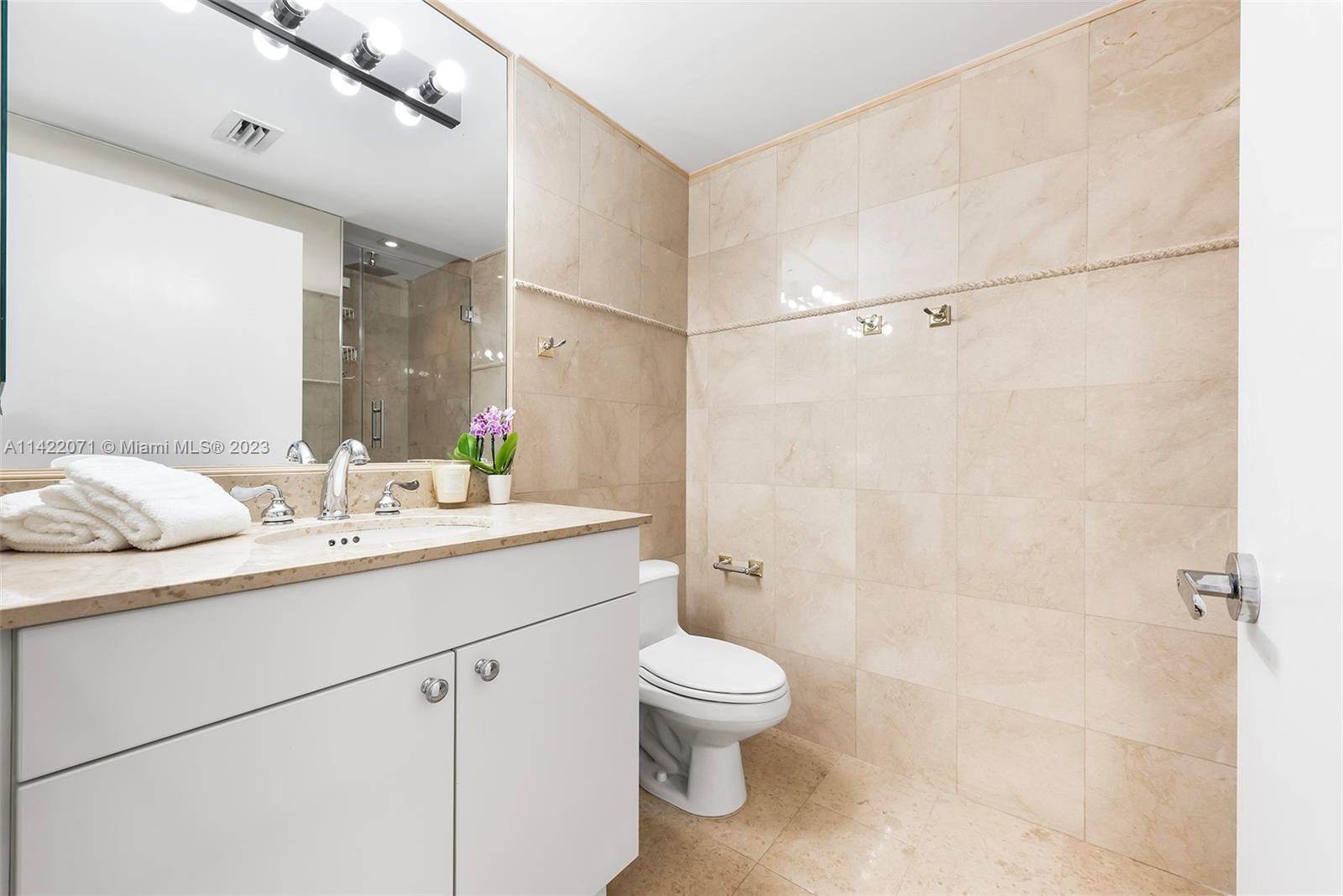 GREEN DIAMOND CONDO - Residential