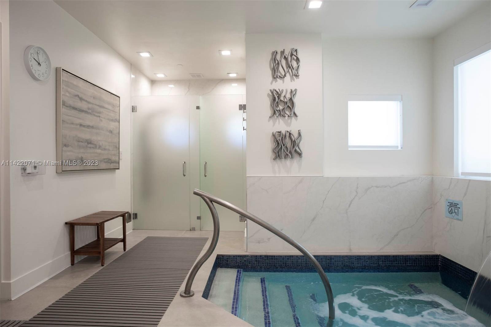 GREEN DIAMOND CONDO - Residential