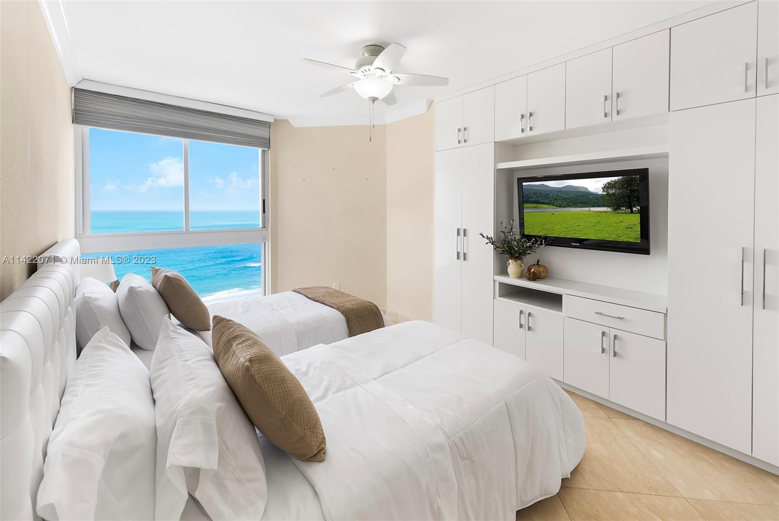 GREEN DIAMOND CONDO - Residential