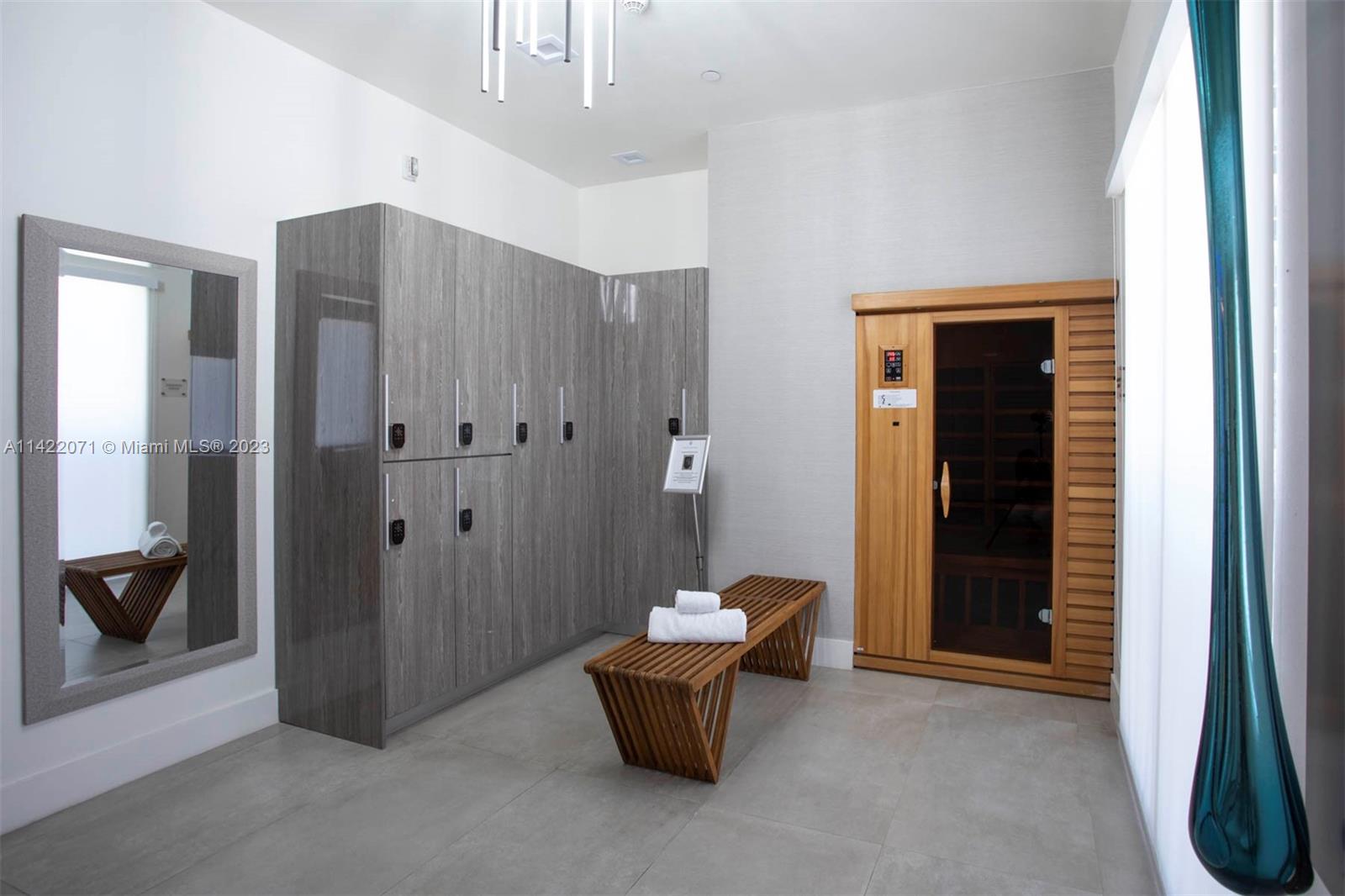 GREEN DIAMOND CONDO - Residential