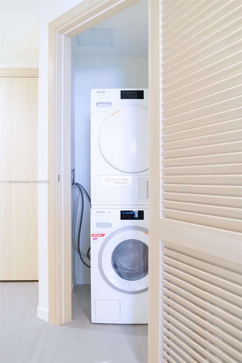 BRICKELL FLATIRON - Residential Lease