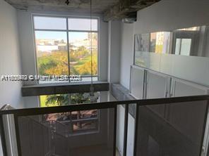 MIDBLOCK MIAMI CONDO - Residential