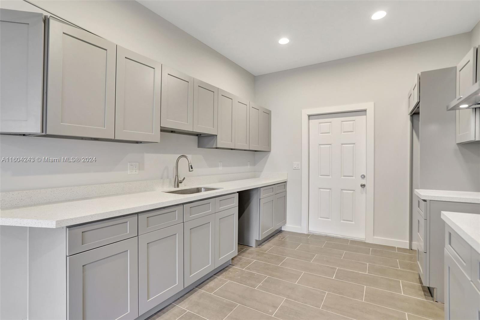 BROWARD PARK - Residential