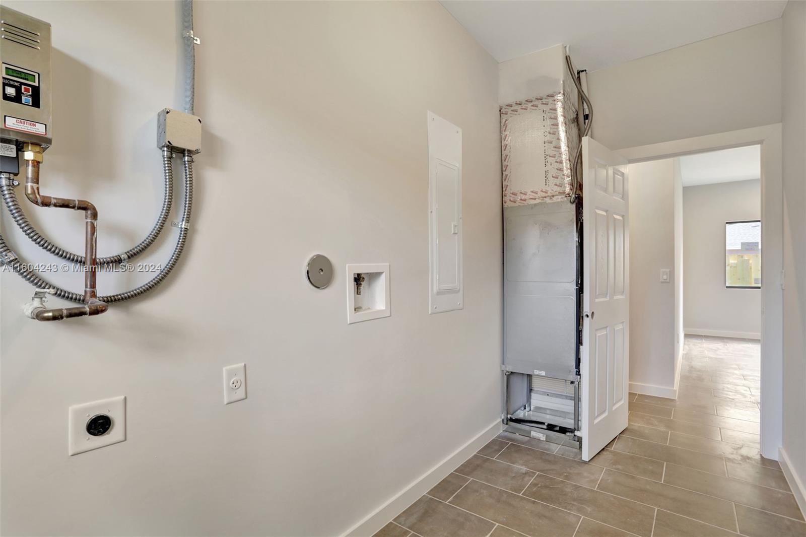 BROWARD PARK - Residential