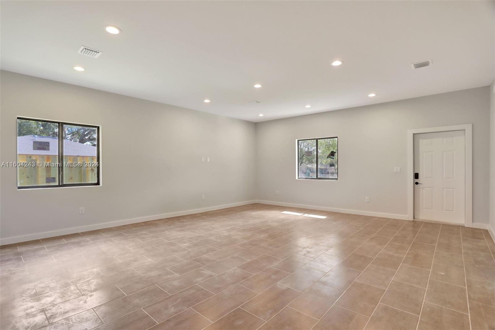 BROWARD PARK - Residential