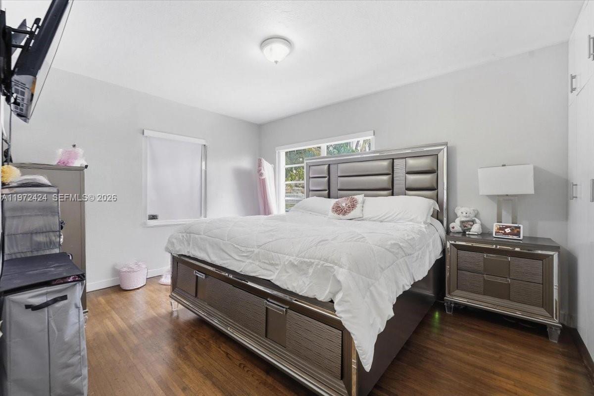 HIALEAH 13TH ADDN AMD PL - Residential