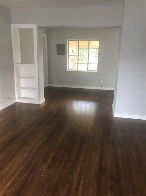 511 E 27th St Hialeah FL 33013