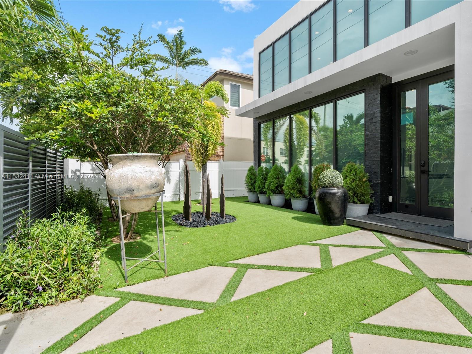 COLEE HAMMOCK - Residential
