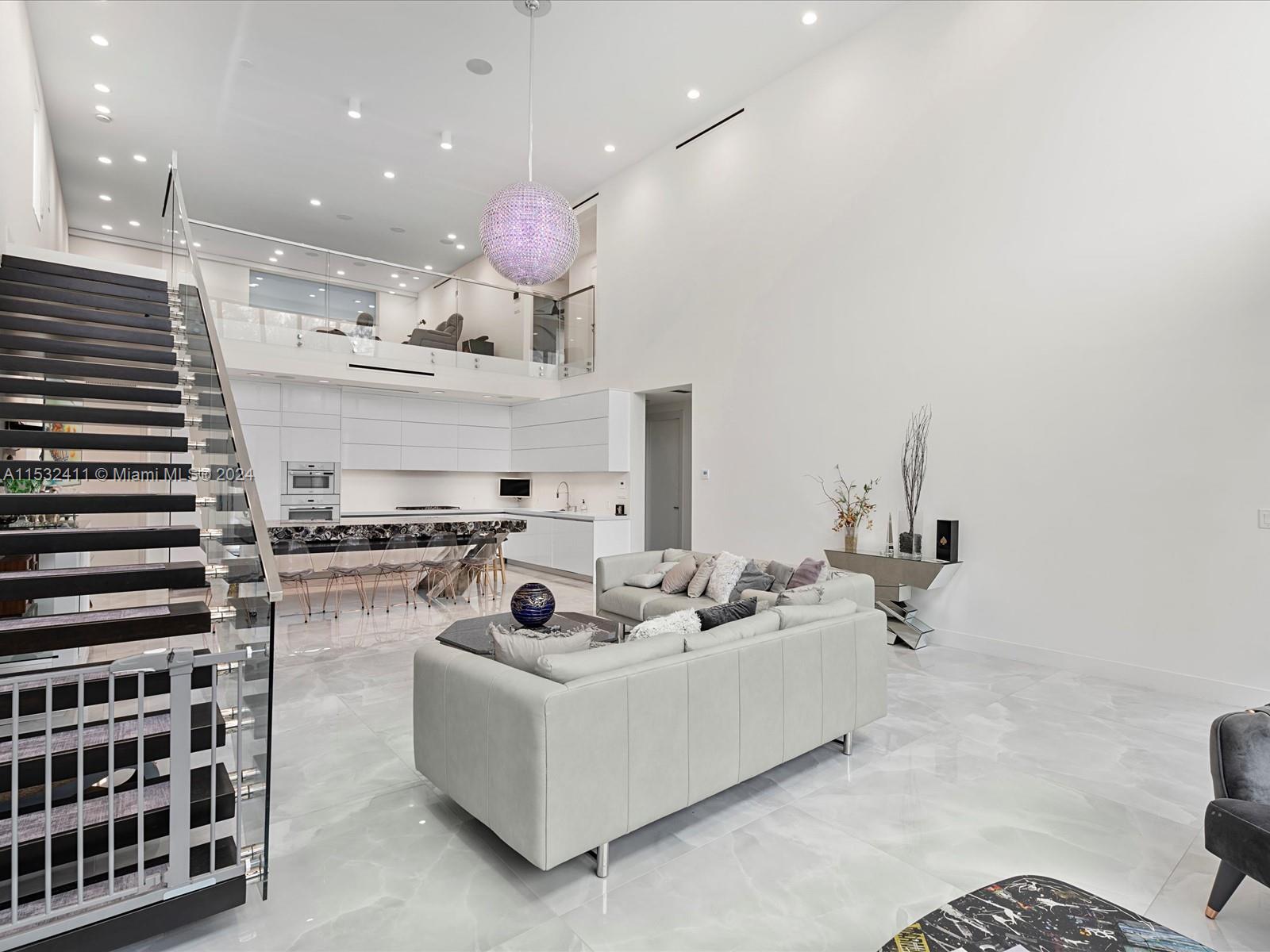 COLEE HAMMOCK - Residential