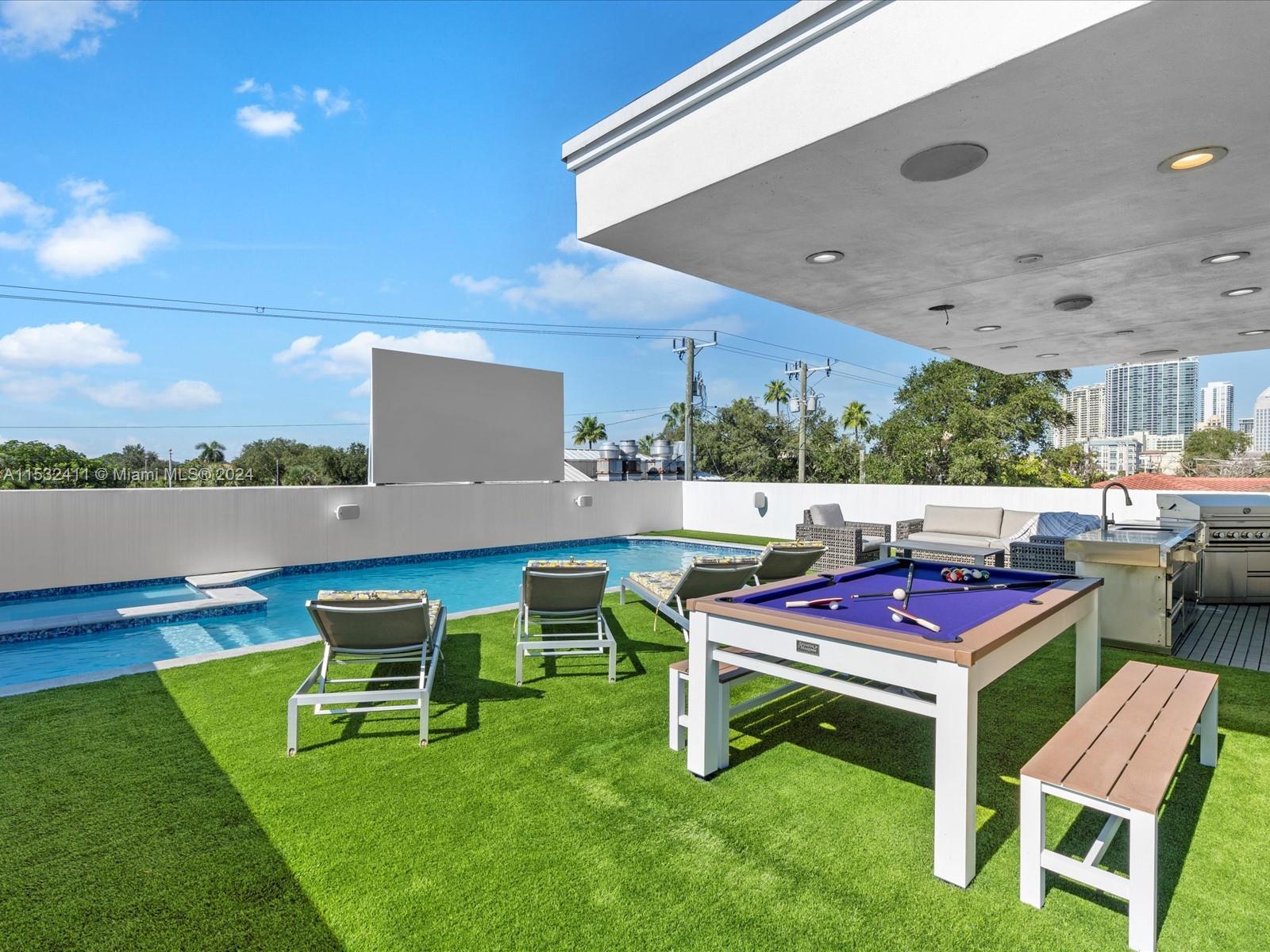 COLEE HAMMOCK - Residential