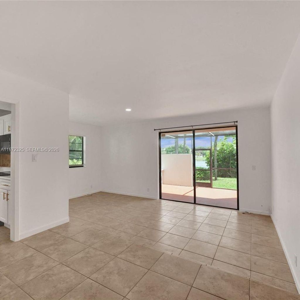 Photo of 9120 Taft St, Pembroke Pines, FL 33024 (MLS # A11972325)