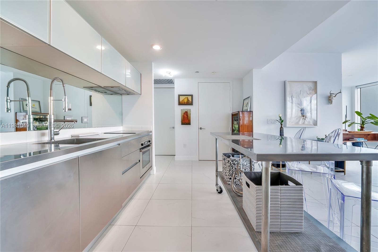 TEN MUSEUM PK RESIDENTIAL - Residential Lease