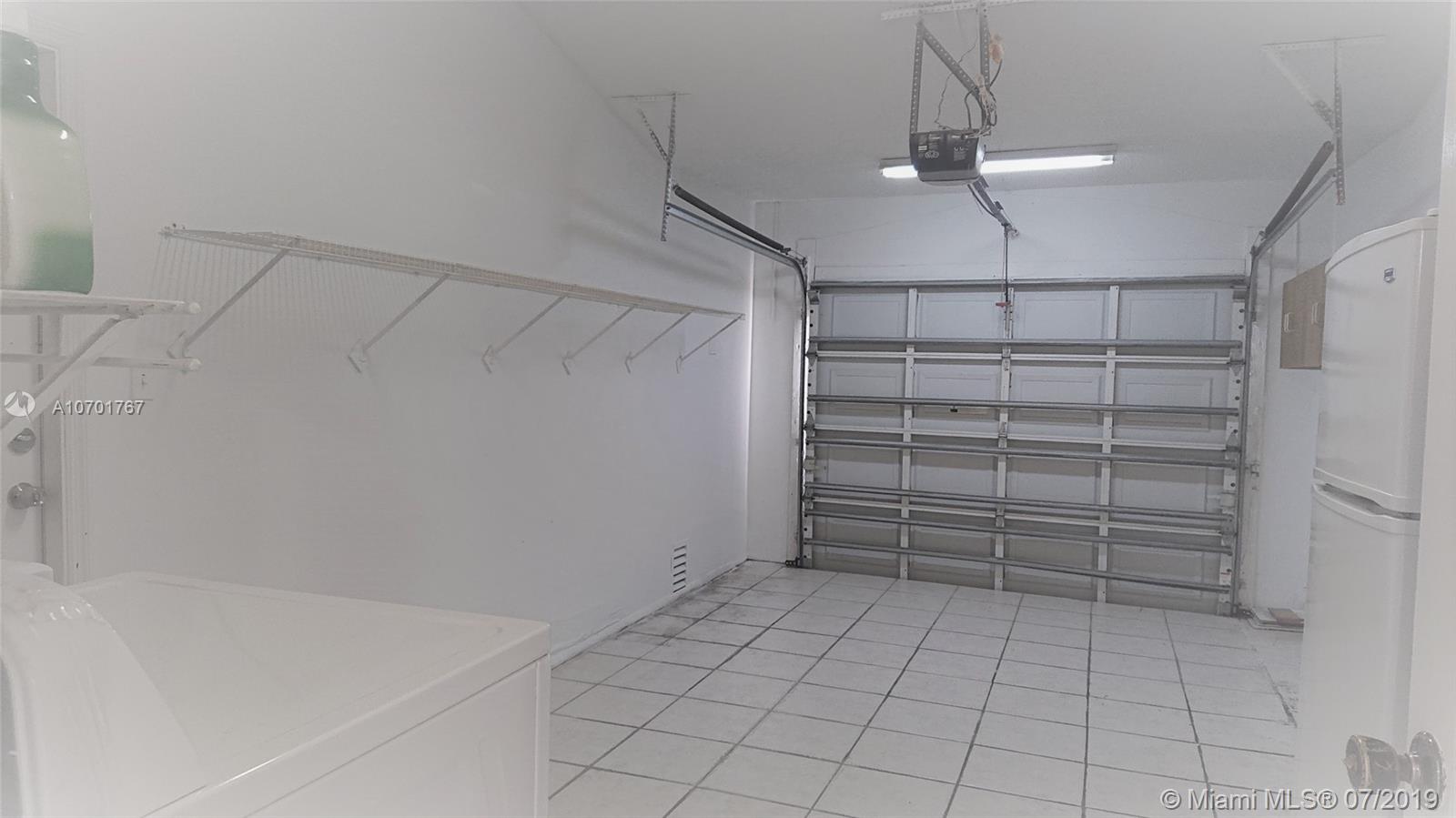 NORTH LAUDERDALE VILLAGE - Residential Lease