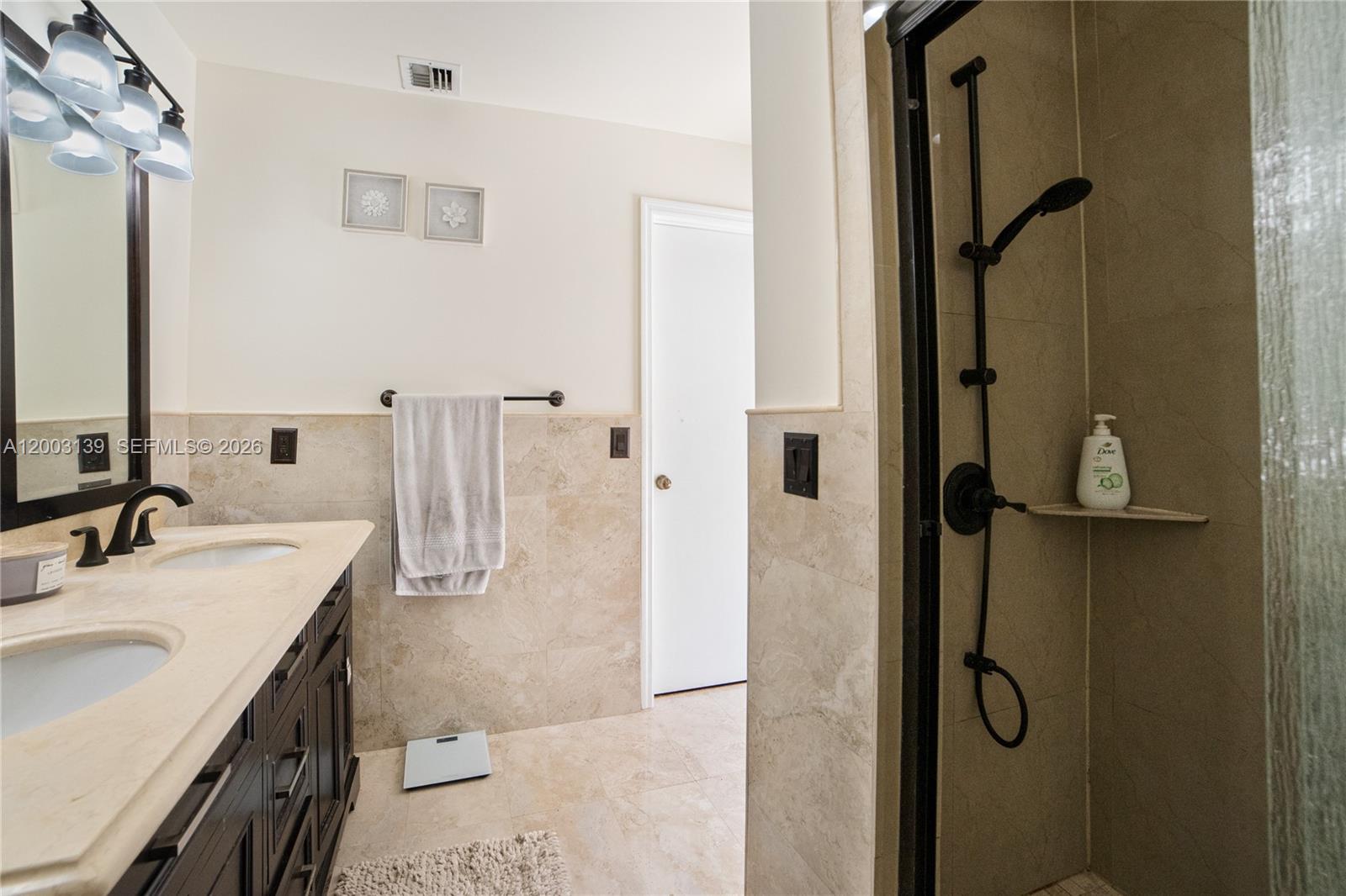 ROYAL PALM VISTA - Residential