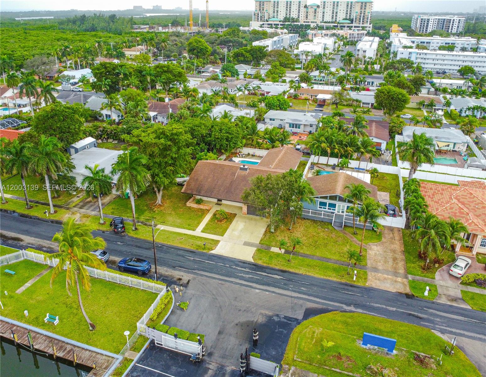 ROYAL PALM VISTA - Residential