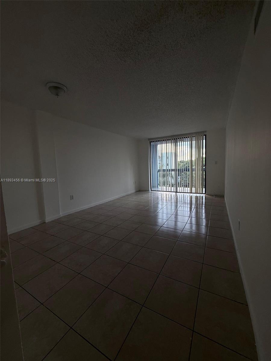 BLEAU GROTTO CONDO - Residential Lease