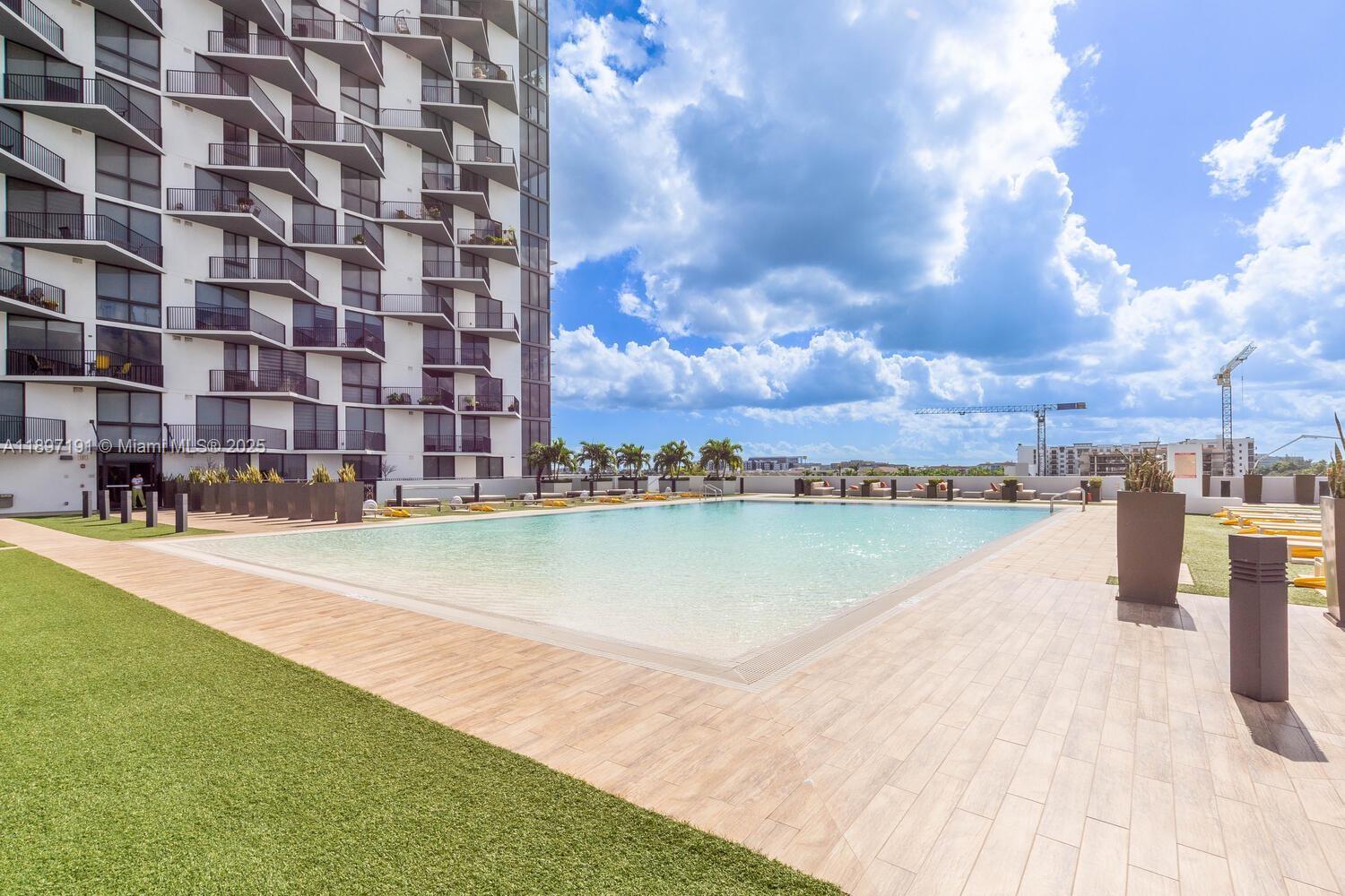 5252 PASEO CONDO - Residential