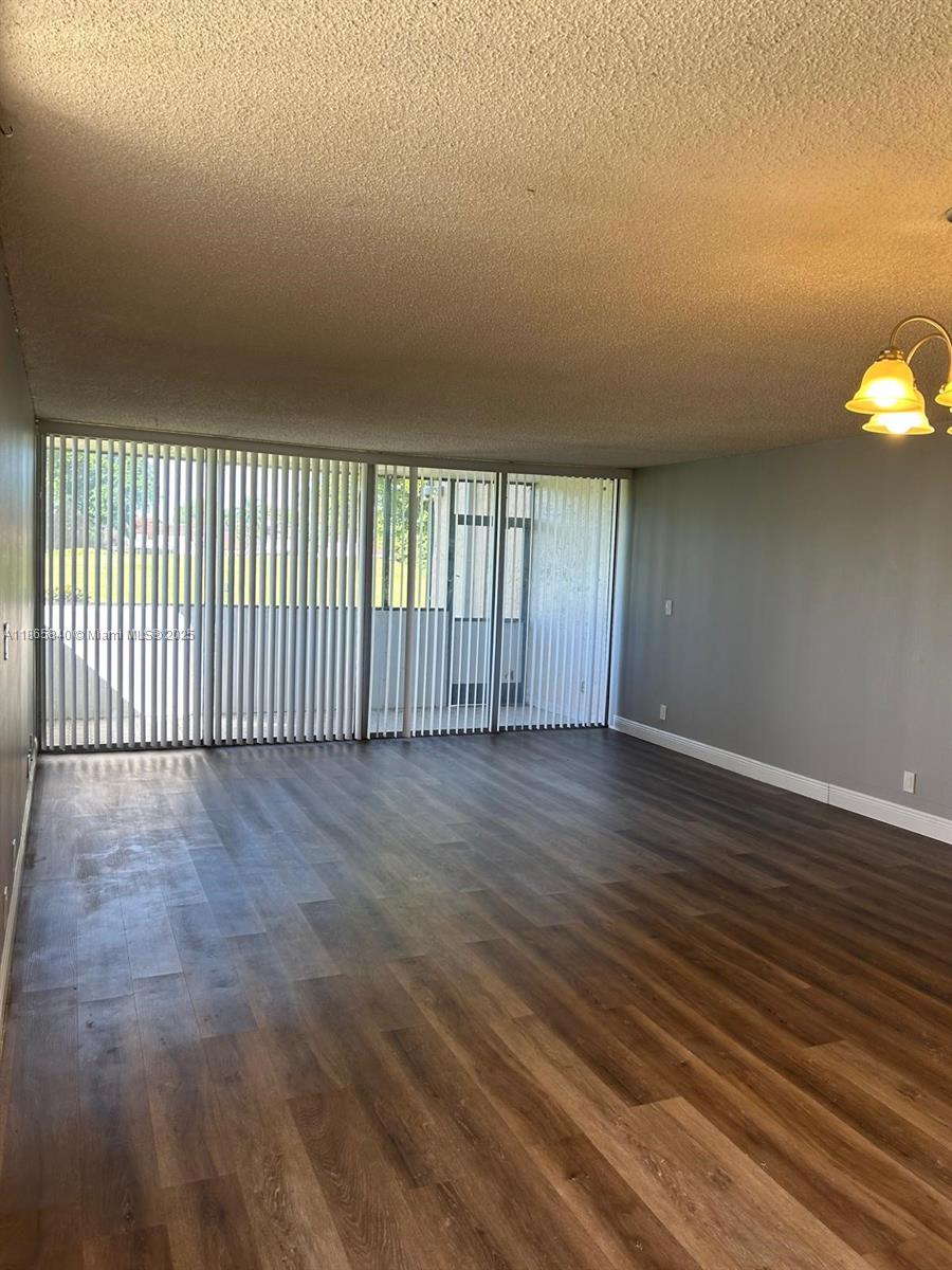 3671 Environ Blvd 164