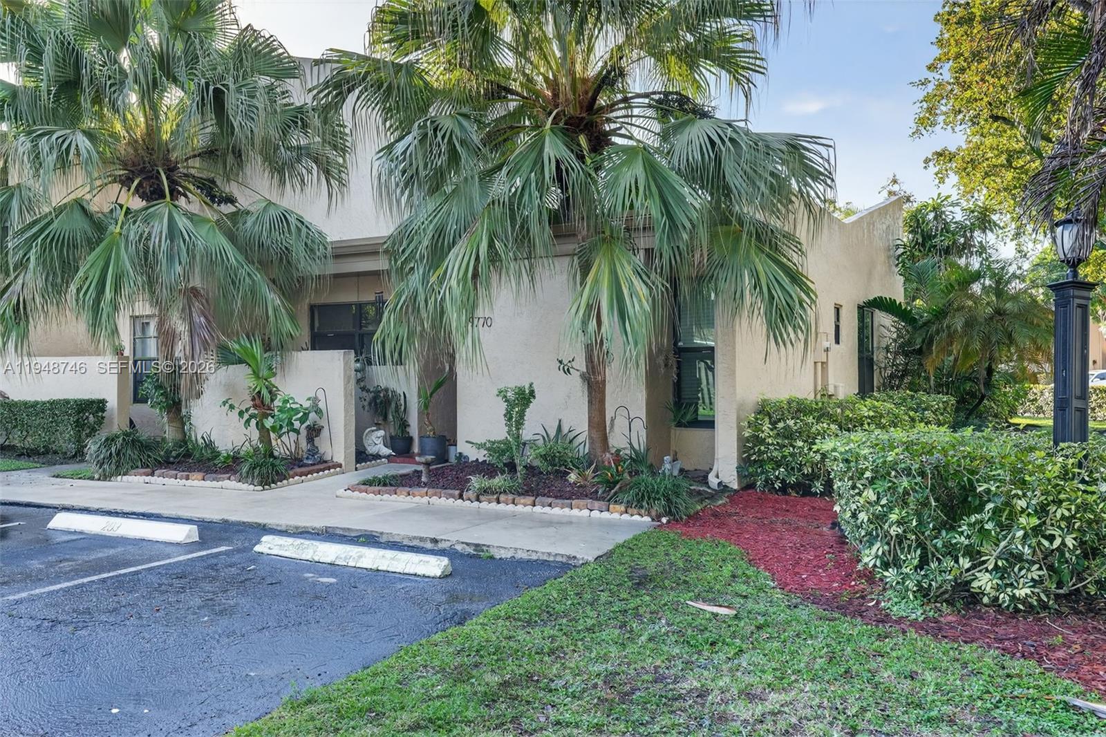 WESTVIEW CONDOMINIUM NO T - Residential