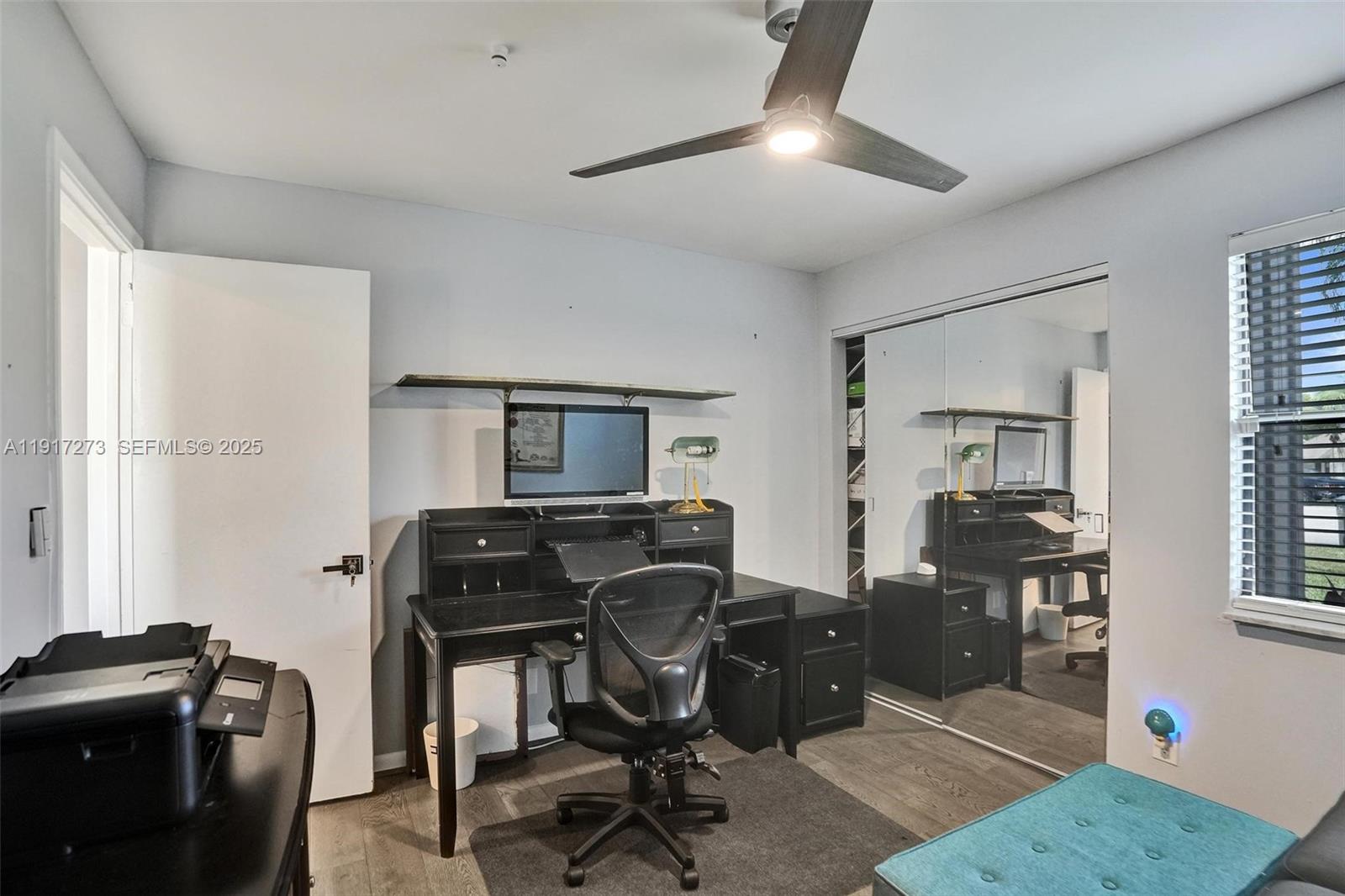 TROPIC PALMS 2 - Residential