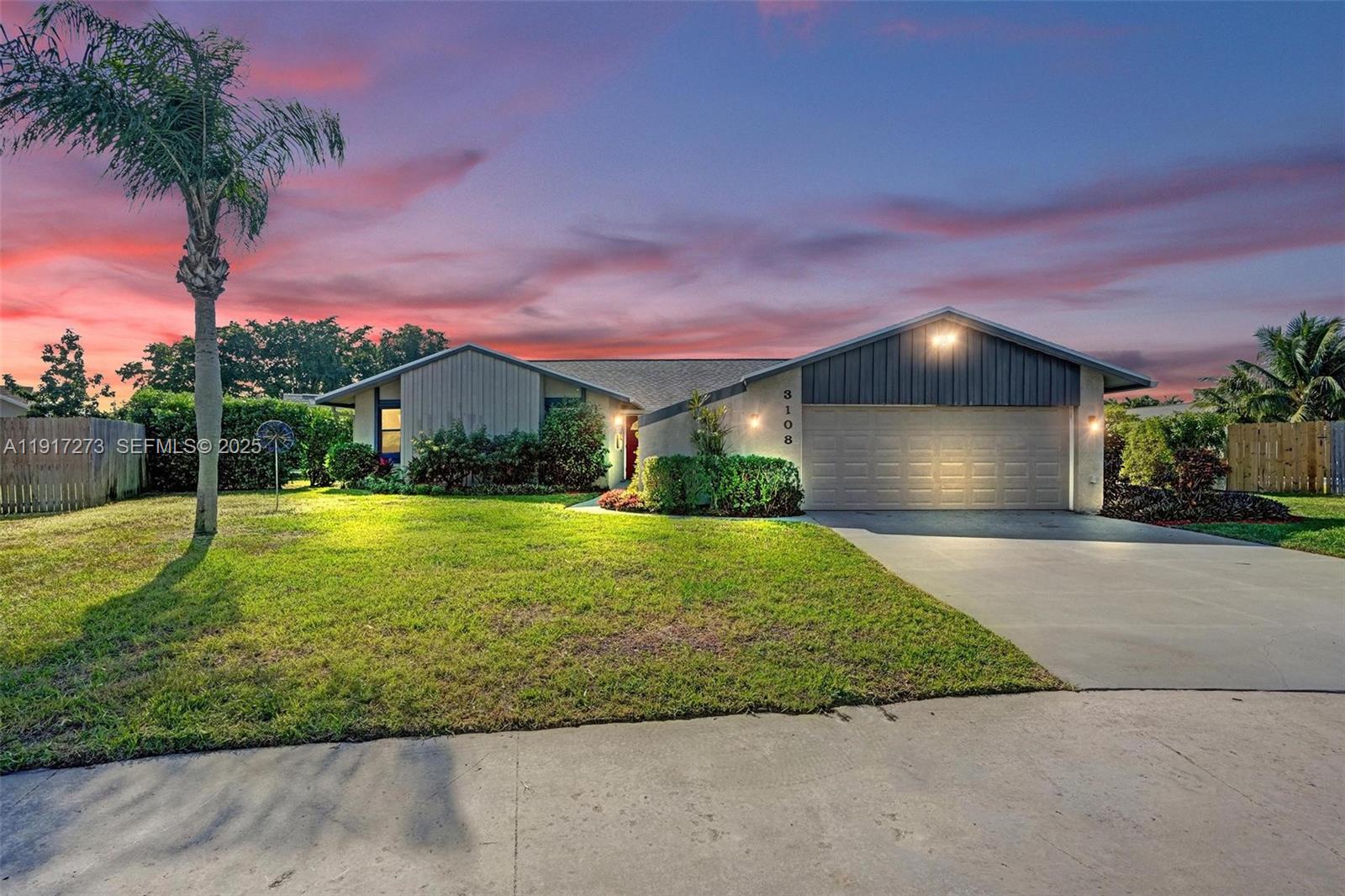 TROPIC PALMS 2 - Residential