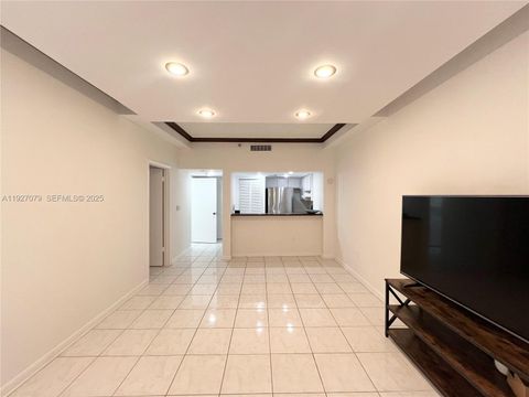 540 Brickell Key Dr 214 Miami FL 33131