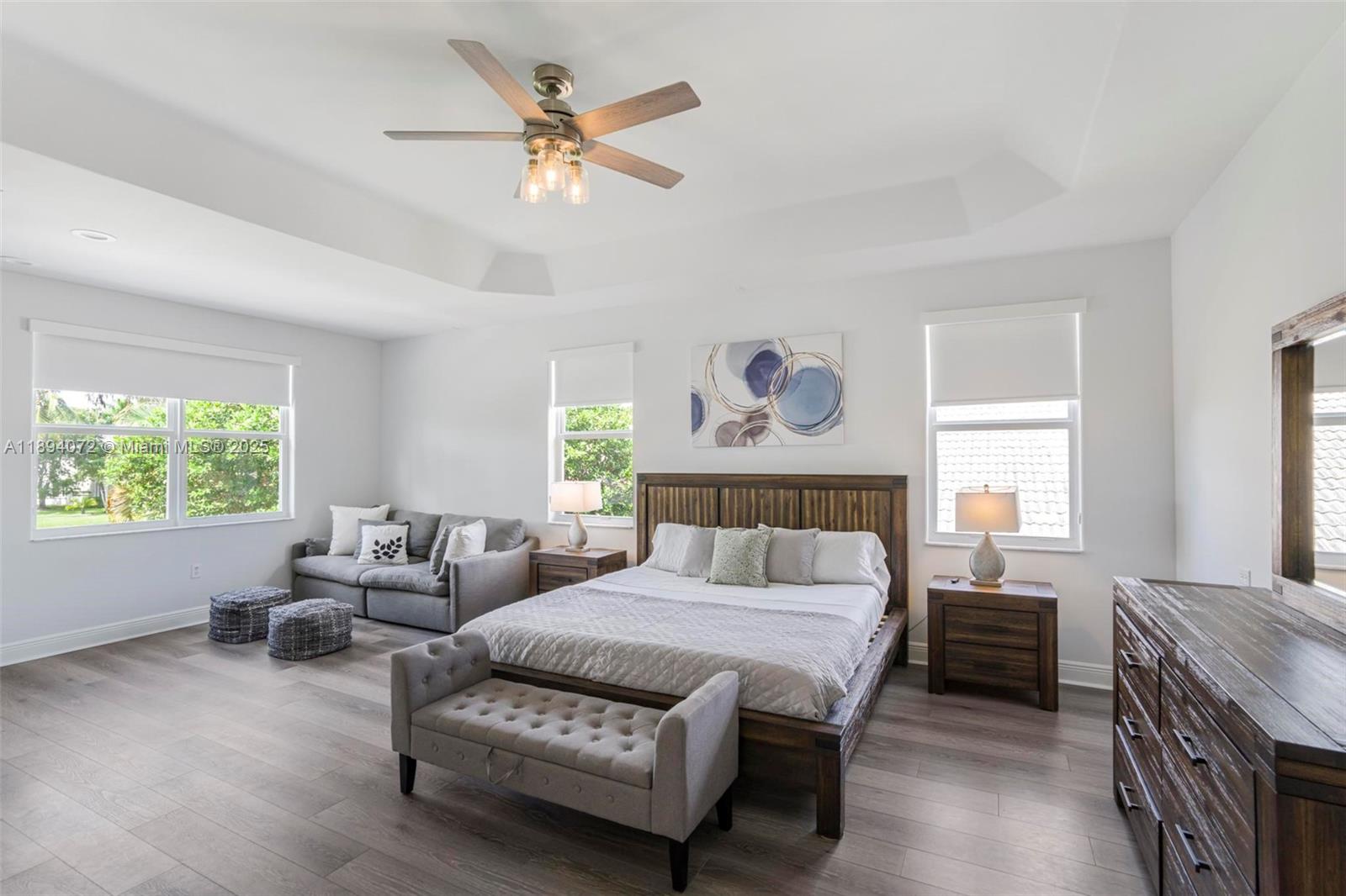 CAPELLA 1 - Residential Lease